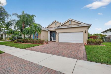 10701 SW Waterway Ln, Port St. Lucie, Florida 34987, USA