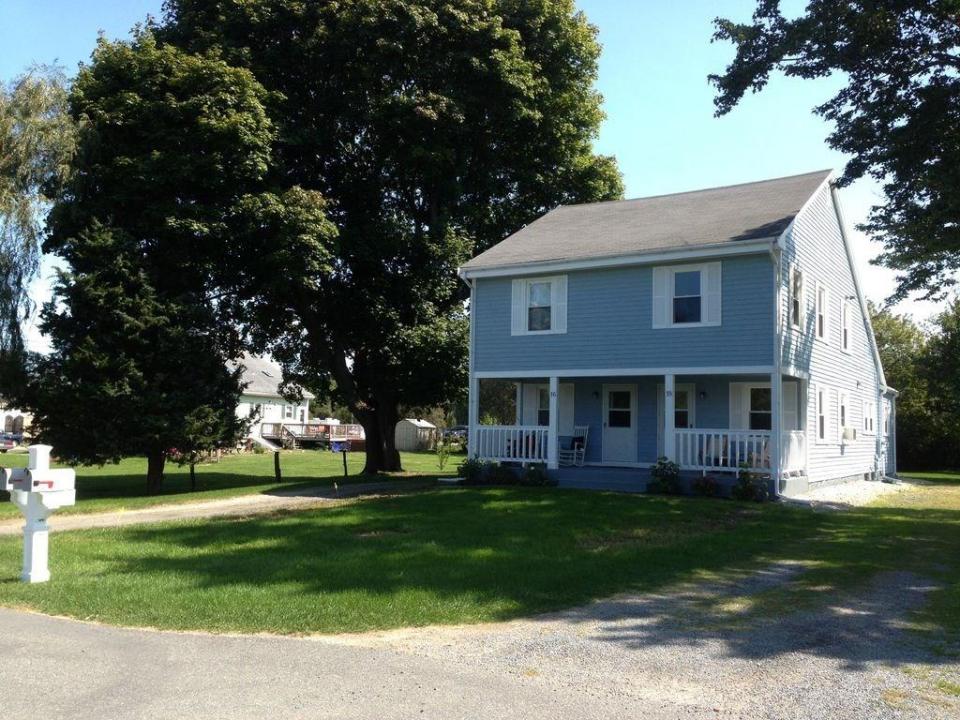 18 Willow Court, Portsmouth, Rhode Island 02871, USA