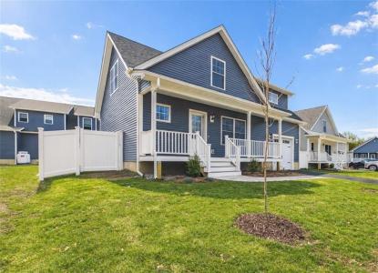 42 Vespia Lane, South Kingstown, RI 02879, USA