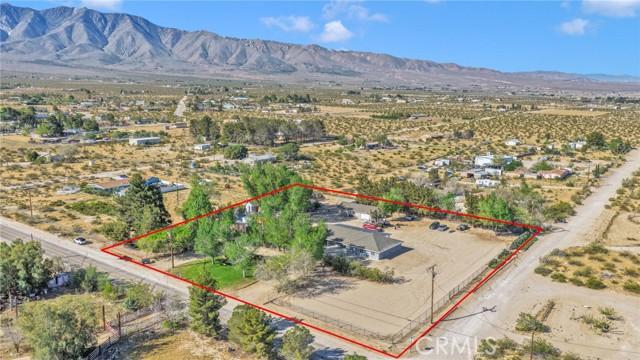 Custer Avenue, Lucerne Valley, Californie 92356, États-Unis