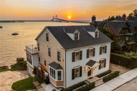 96 Washington Street, Newport, Rhode Island 02840, HOA KỲ