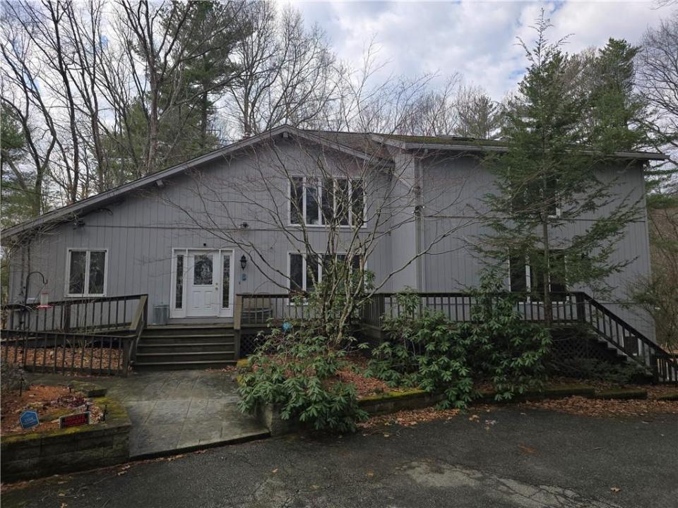 859 Black Plain Road, North Smithfield, Rhode Island 02896, Estados Unidos