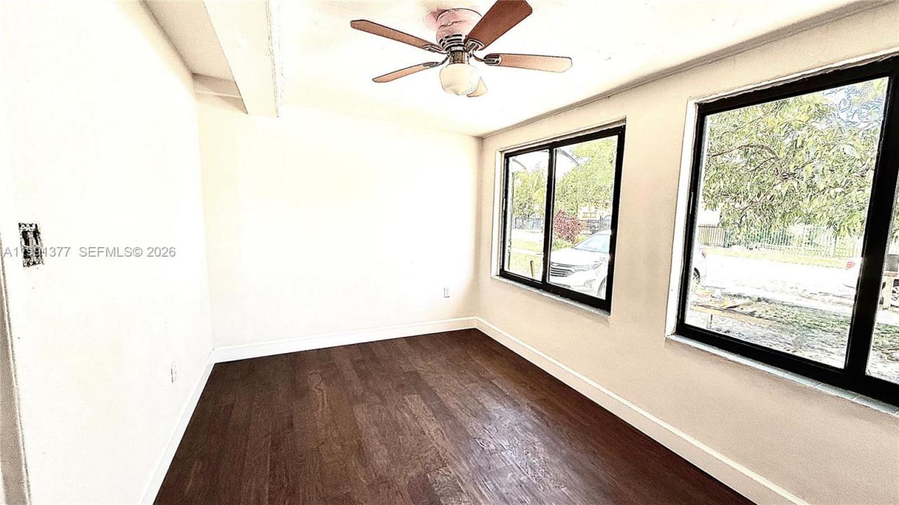 1352 NW 112th Ter, Miami, Floride 33167, États-Unis