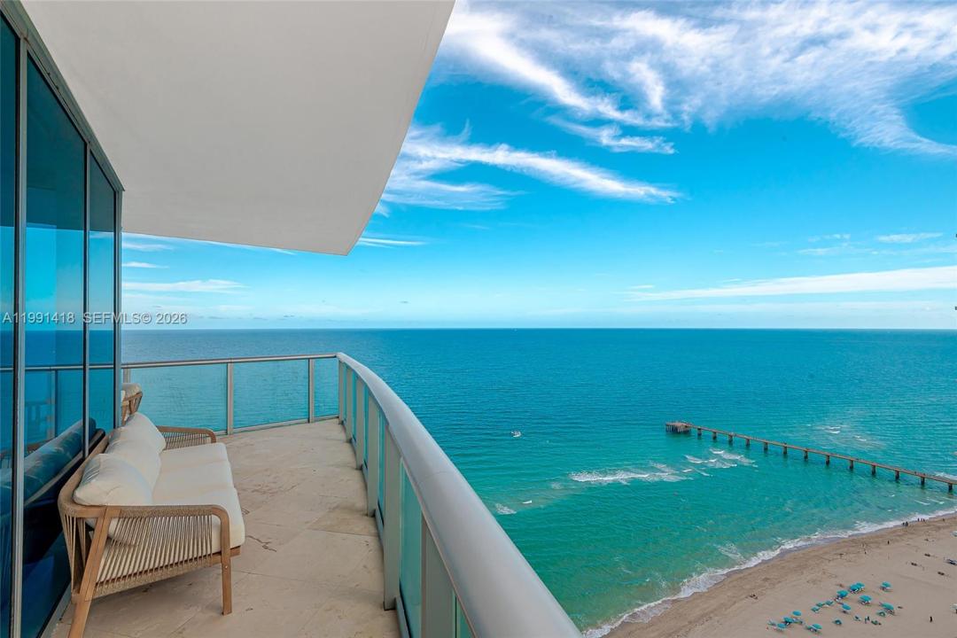 17001 Collins Ave 3101, Sunny Isles Beach, Florida 33160, USA