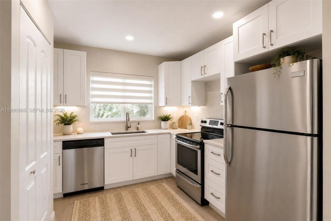 9201 Sunrise Lakes Blvd 304, Sunrise, Floride 33322, États-Unis