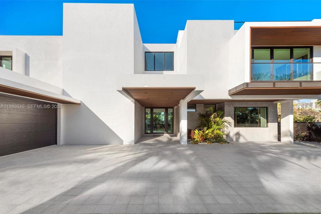 128 Ocean Blvd, Golden Beach, Floride 33160, États-Unis