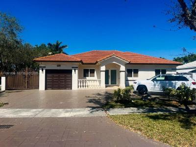 8899 NW 176th Ln, Hialeah, Florida 33018
