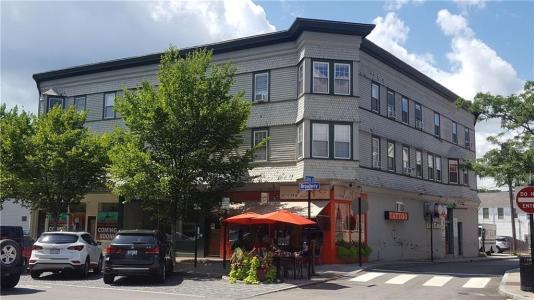 102 Broadway 2B, Newport, RI 02840, USA