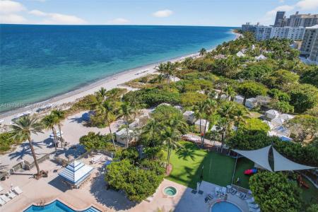 430 Grand Bay Dr 801, Key Biscayne, Florida 33149, USA