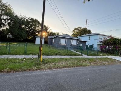 214 SW 1st Ave, Dania Beach, Florida 33004, USA