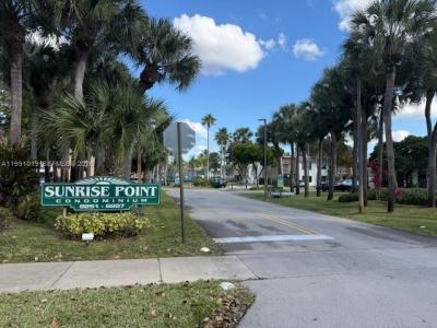 Pinecrest, Florida 33156, USA