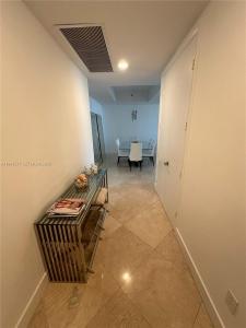 16001 collins ave 1005, Sunny Isles Beach, Florida 33160, USA