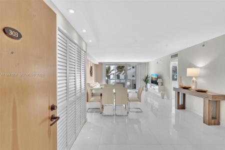 9195 Collins Ave 303, Surfside, Florida 33154, USA