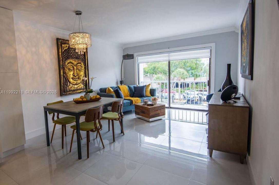 1650 NE 115th St 302, Miami, Floride 33181, États-Unis