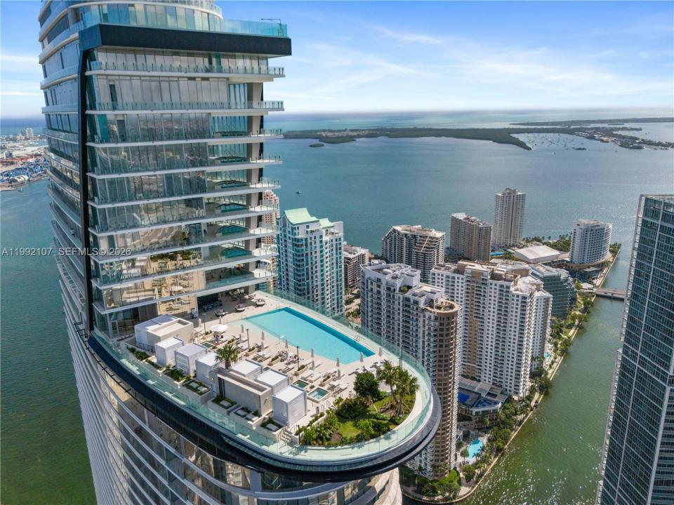300 Biscayne Boulevard Way 2103C, Miami, Floride 33131, États-Unis