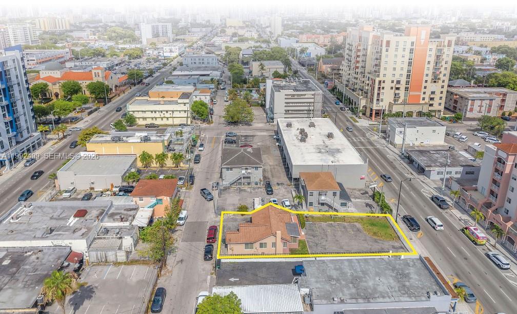 1437 SW 1st St, Miami, Floride 33135, États-Unis