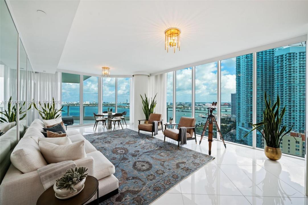 2020 N Bayshore Dr 2502, Miami, Floride 33137, États-Unis