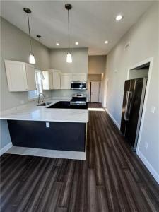 33 GRAND Street 2, Providence, RI 02907, USA