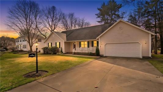 11 Olde Mill Lane, North Kingstown, RI 02852, USA