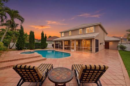 648 SW 168th Terrace, Pembroke Pines, Florida 33027