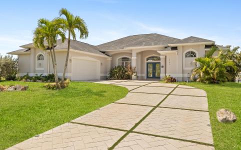 8090 Arlewood Circle, Port Charlotte, Floride 33981, États-Unis