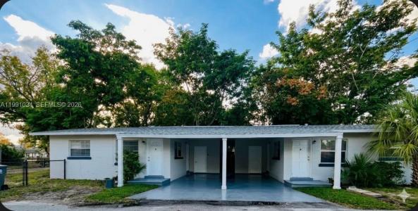 627 Washington avenue, Lake Wales, Florida 33853, USA