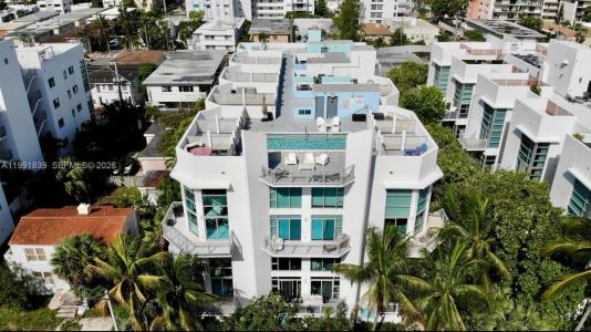 7728 Collins Ave 16, Miami Beach, Florida 33141, USA