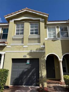 2411 SE 14th St, Homestead, Florida 33035, USA