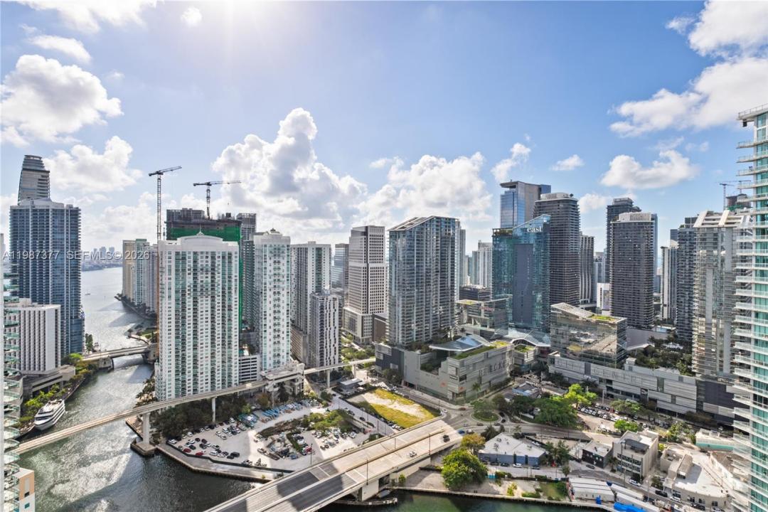 90 SW 3rd St 4301, Miami, Flórida 33130, Estados Unidos