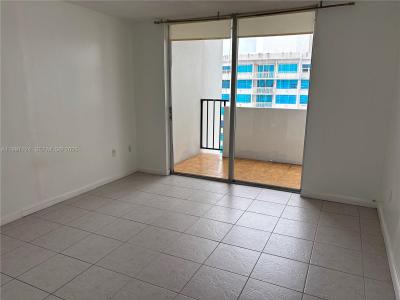 2750 NE 183rd St 1912, Aventura, Florida 33160, USA