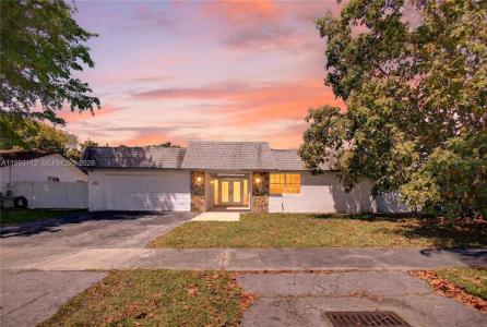 13471 SW 99th Ter, Miami, Florida 33186, USA