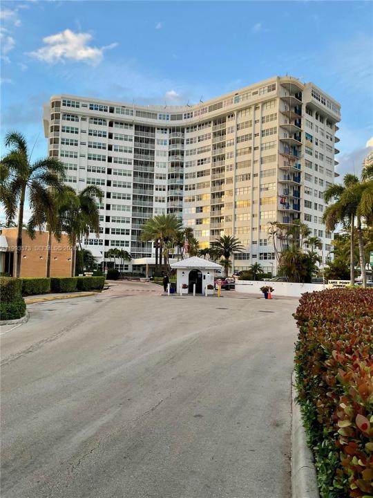 100 Golden Isles Dr 814, Hallandale Beach, Flórida 33009, Estados Unidos