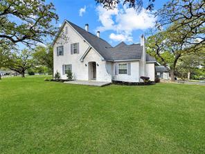 1205 Forest Ridge Drive, Bedford, Texas 76022, Estados Unidos