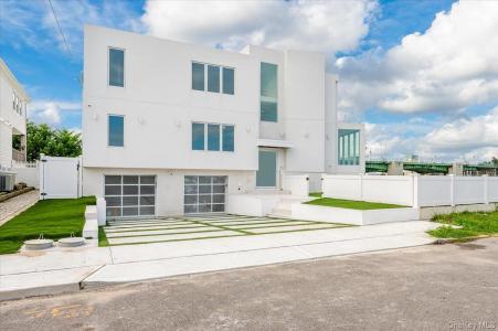 177 Albany Boulevard, Hempstead, New York 11509, Stati Uniti