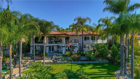 Golden Gate, Canyon Lake, Californie 92587, États-Unis
