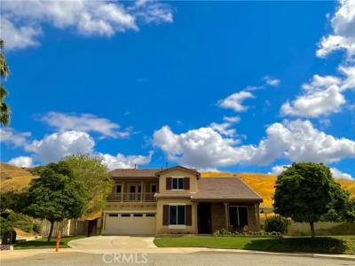 Hidden Court, Highland, Californie 92346, États-Unis