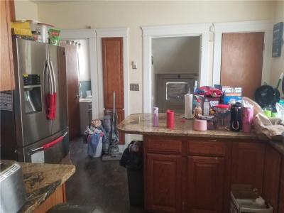 27 Hillcrest Avenue, Pawtucket, RI 02860, USA