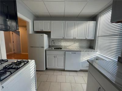 38 Freebody Street 207, Newport, RI 02840, USA