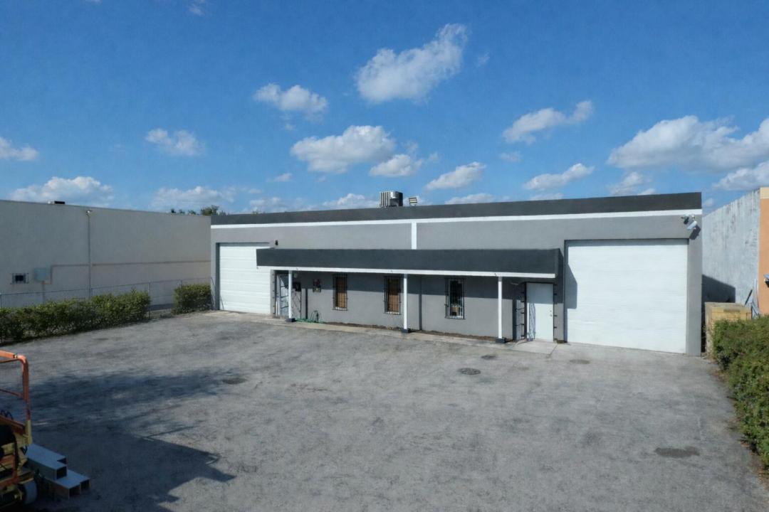 8085 NW 98th Street, Hialeah Gardens, Florida 33016, Stati Uniti