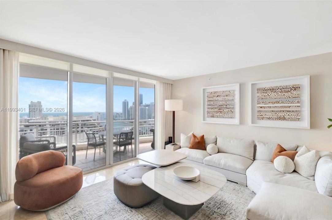 848 Brickell Key Dr 2605, Miami, Florida 33131, Stati Uniti