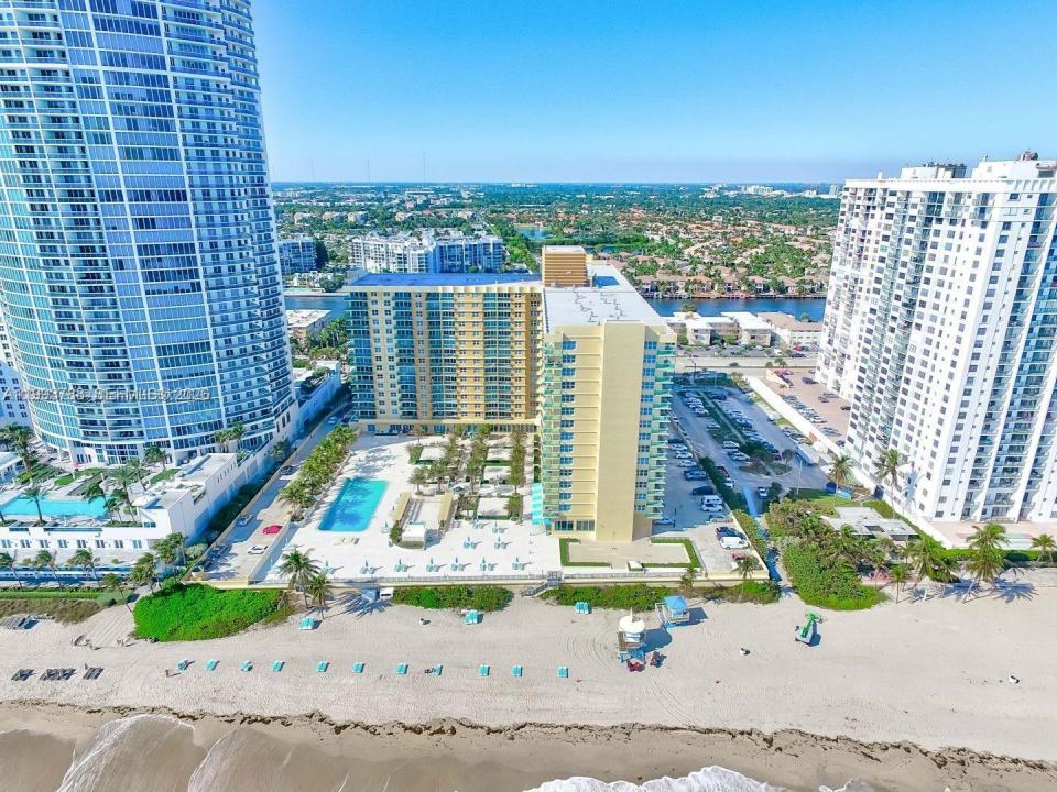 2501 S Ocean Dr L16 (AVAILABLE NOW-OCT), Hollywood, Florida 33019, Stati Uniti