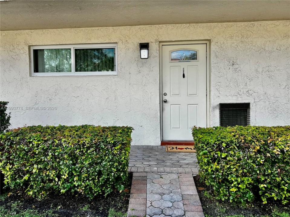 411 S Hollybrook Dr 105, Pembroke Pines, Flórida 33025, Estados Unidos