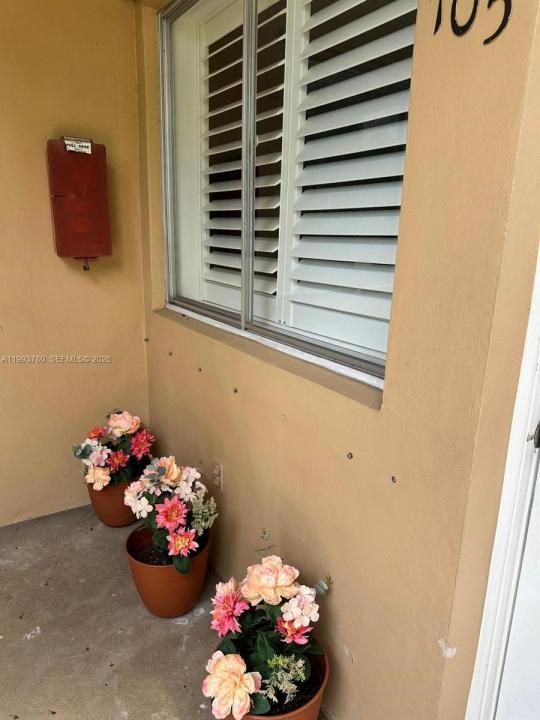 411 S Crescent Dr 105, Hollywood, Floride 33021, États-Unis