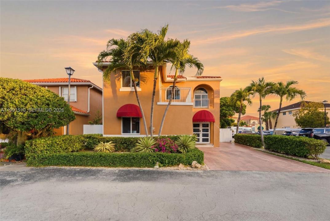 8657 NW 2nd St, Miami, Floride 33126, États-Unis