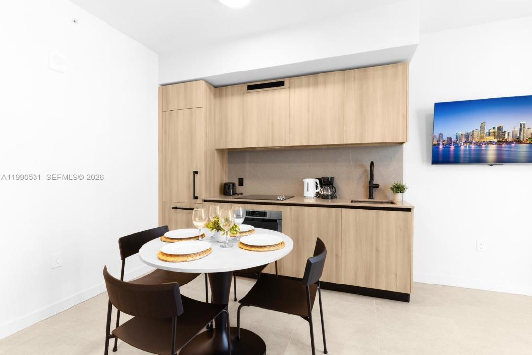 121 NE 5th St 2611, Miami, Florida 33132, Stati Uniti