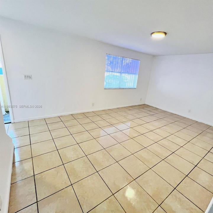 5721 Blueberry Ct 125, Lauderhill, Florida 33313, USA