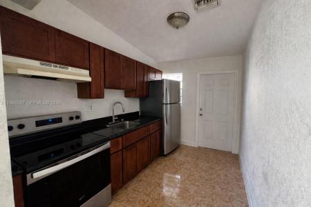1950 Washington Ave 2, Opa-Locka, Florida 33054, USA