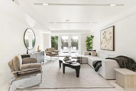 135 38th Street E, New York, New York 10016, États-Unis