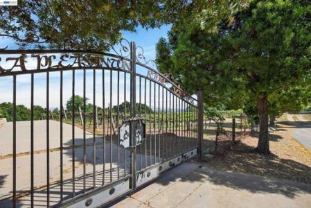 Santos Ranch Rd, Pleasanton, Kalifornien 94588, USA