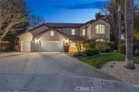 W Country Court, Visalia, كاليفورنيا 93277, الولايات المتحدة